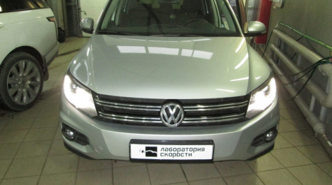 Volkswagen Tiguan 2.0 TSI 170hp 2013 года выпуска